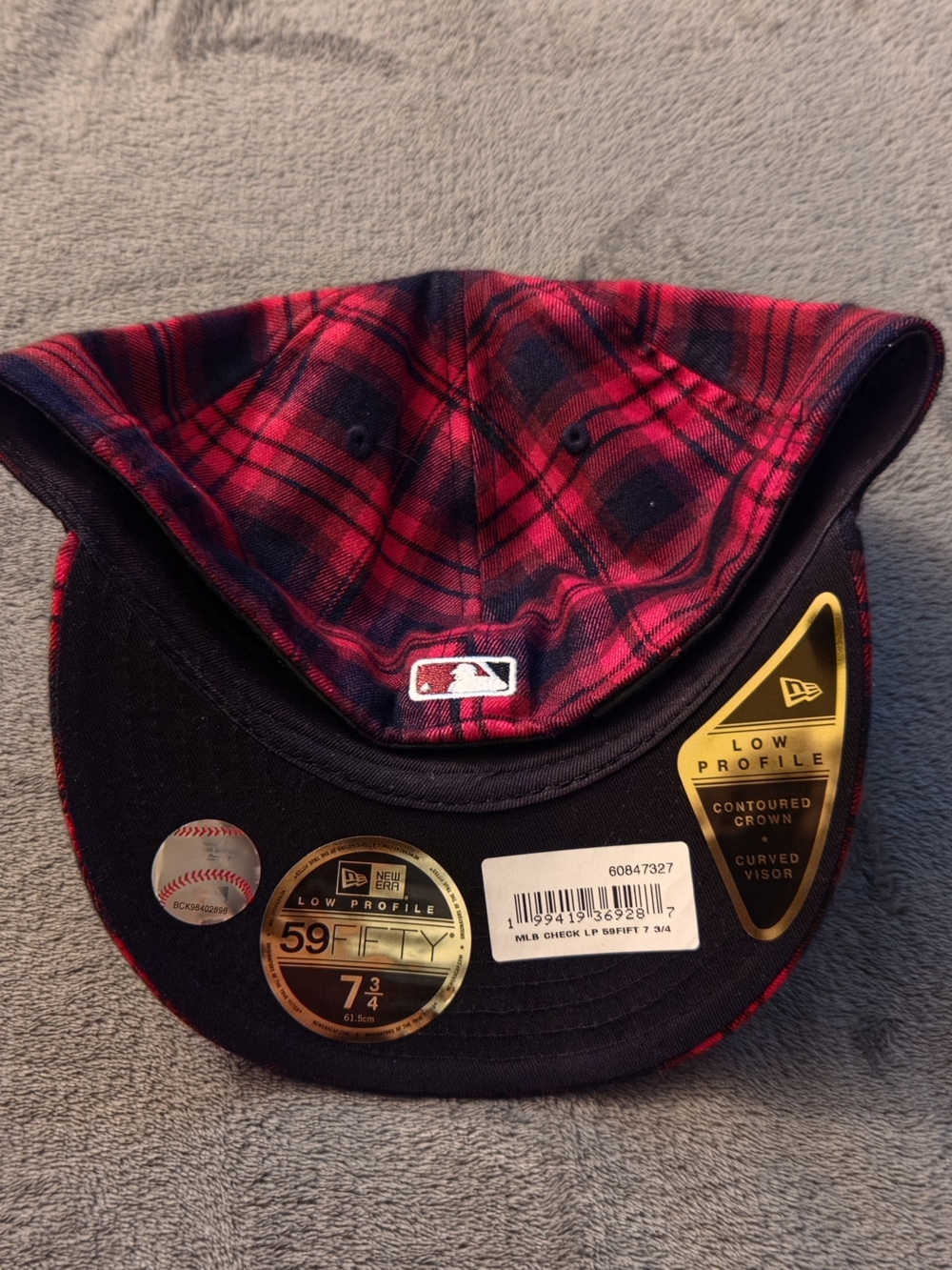 ❤️🖤New Era Red and Black Plaid NY Fitted Cap Size 7 3/4 ❤️🖤 - Picture 3 of 4